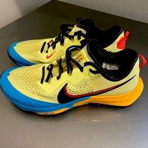 COPY - Nike Air Zoom Terra Kiger 7 (male) size 9.5